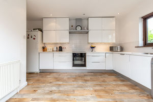 Photo 16- click for photo gallery